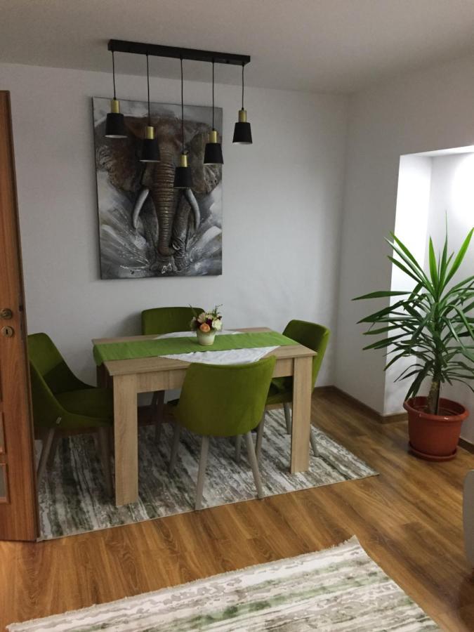 Roby Apartament Бухарест Экстерьер фото