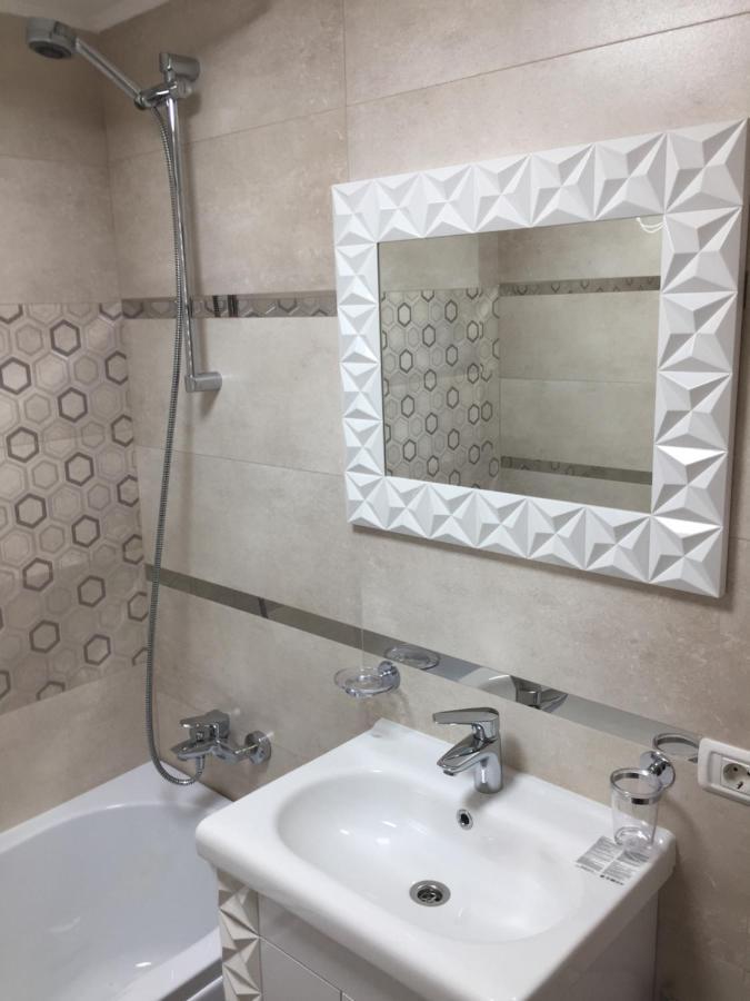 Roby Apartament Бухарест Экстерьер фото